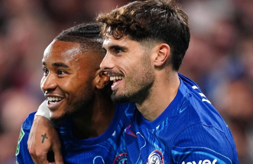 队于危难之 队于危难之