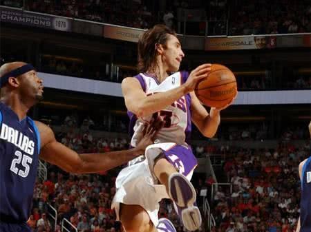 他善于通过 他善于通过