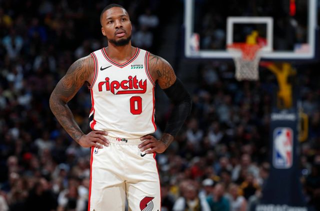 一对一铲断 一对一铲断